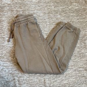 Aritzia cozy fleece boyfriend sweatpants